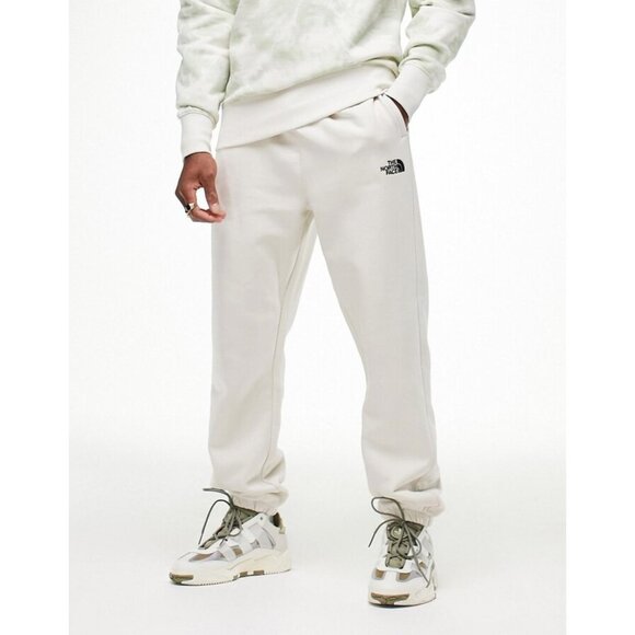 The North Face Oversized Essential joggers - Picture 1 of 8